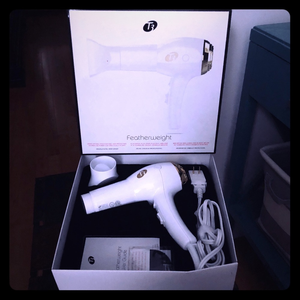 T3 Featherweight Dryer - New in Box